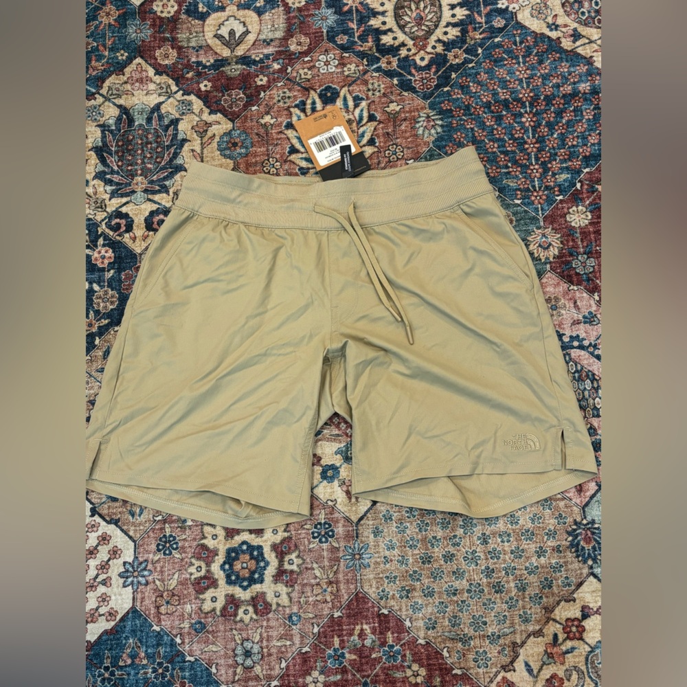 The North Face Womens Aphrodite Mountain Bermuda Shorts